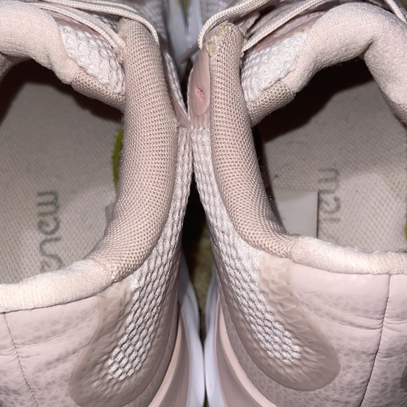 Nike Renew - Picture 9 of 10